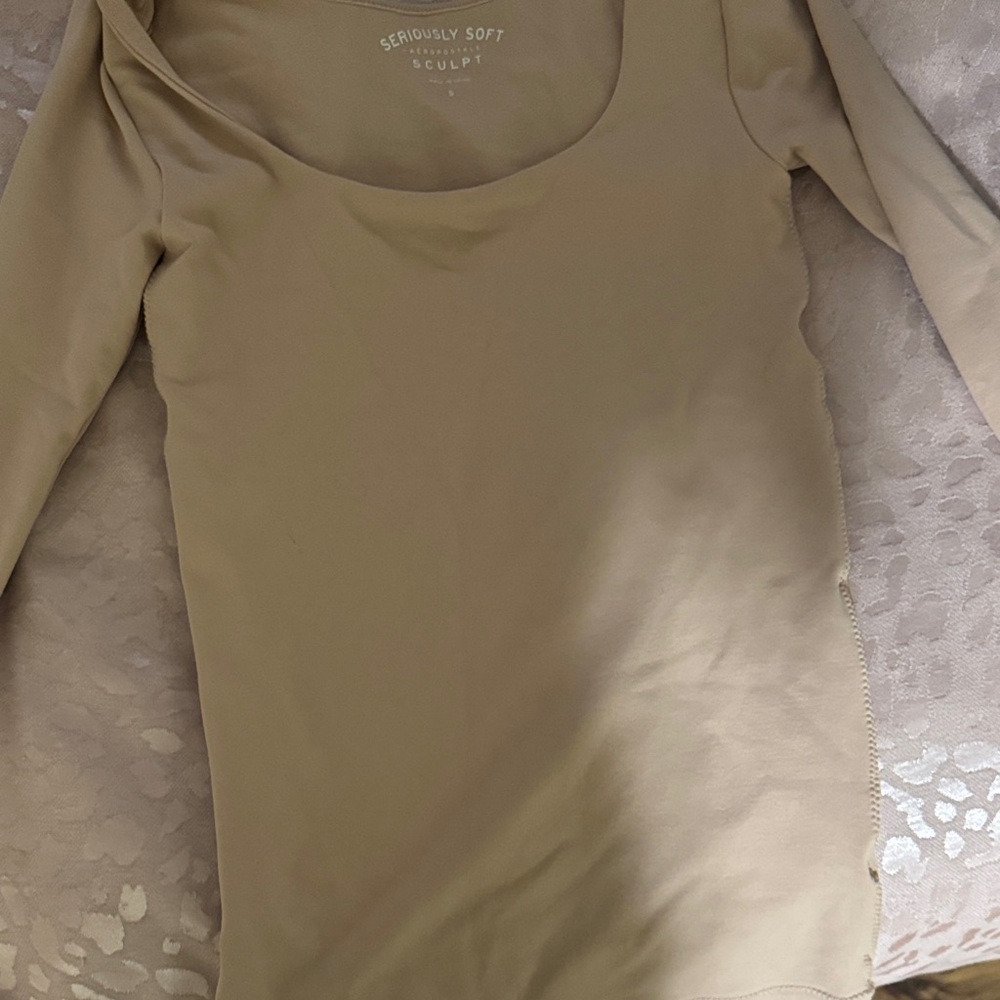 Aeropostale Women's Beige Long Sleeve Top